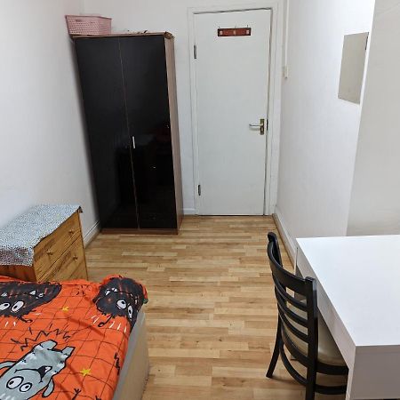 Oldham Town Centre Rm03 Apartment Екстериор снимка