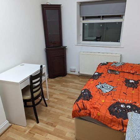 Oldham Town Centre Rm03 Apartment Екстериор снимка